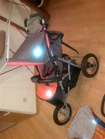 Лот: 1579553. Фото: 1. коляска в отличном состоянии. Коляски