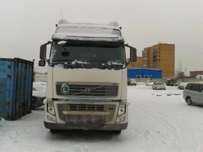 Лот: 4216168. Фото: 1. Седельный тягач в сцепке VOLVO... Грузовики, автобусы, спецтехника