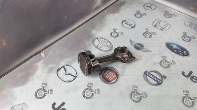 Лот: 23586869. Фото: 1. Шатун Chevrolet Aveo F16D4 96476296. Двигатель и элементы двигателя