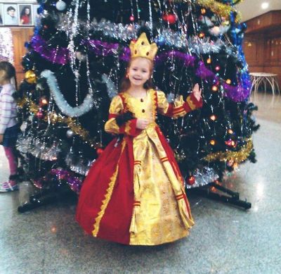 Лот: 10750184. Фото: 1. Новогодний костюм Королева. Детские карнавальные, праздничные костюмы