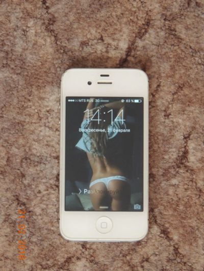 Лот: 6967050. Фото: 1. iPhone 4s 16Gb. Смартфоны