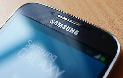 Лот: 6098818. Фото: 1. Samsung galaxy j1. 4G. LTE. На... Смартфоны