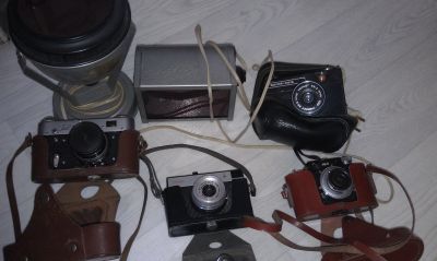 Лот: 12122610. Фото: 1. Фотоапараты+фотопроявитель. Плёночные компактные