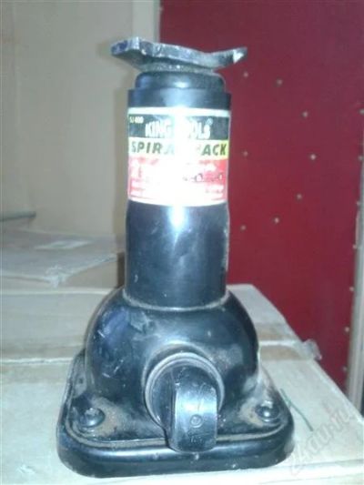 Лот: 2409624. Фото: 1. домкрат. Ручные инструменты для автомобиля