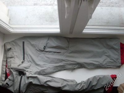 Лот: 268197. Фото: 1. Штаны VANS Сноуборд. Защита тела
