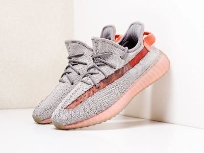 Лот: 17649864. Фото: 1. Кроссовки Adidas Yeezy 350 Boost... Кеды, кроссовки, слипоны