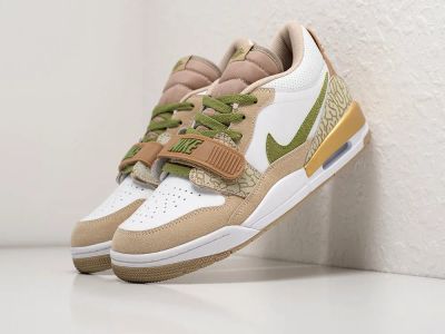 Лот: 24978818. Фото: 1. Кроссовки Nike Air Jordan Legacy... Кеды, кроссовки, слипоны