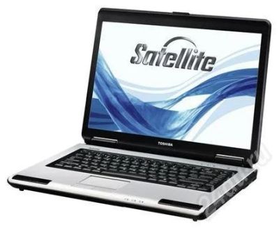 Лот: 603387. Фото: 1. Ноутбук Toshiba Satellite L40-14G. Ноутбуки