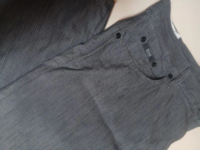 Лот: 25794004. Фото: 1. Брюки летние Hugo Boss. Брюки, джинсы, шорты