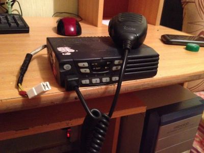 Лот: 4632131. Фото: 1. Автомобильная радиостанция Kenwood... Рации, радиостанции