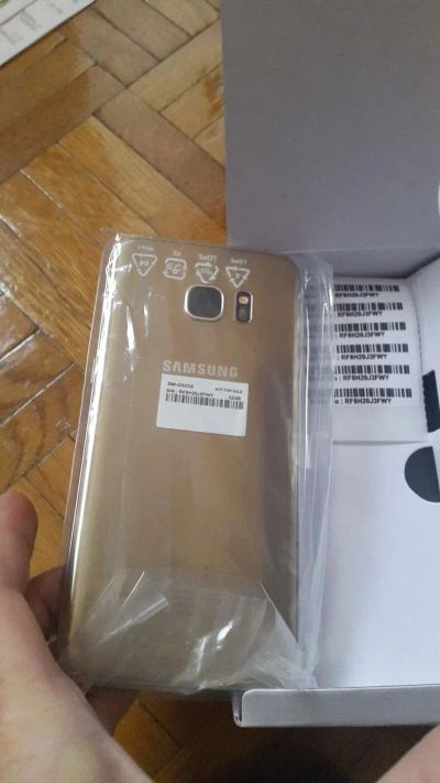 Лот: 10780757. Фото: 1. Абсолютно новый Samsung Galaxy... Смартфоны