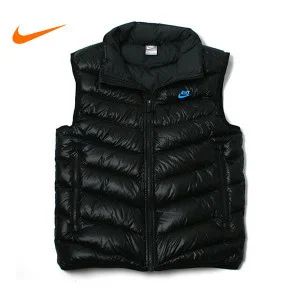 Лот: 3096005. Фото: 1. ЖИЛЕТ Nike. Верхняя одежда