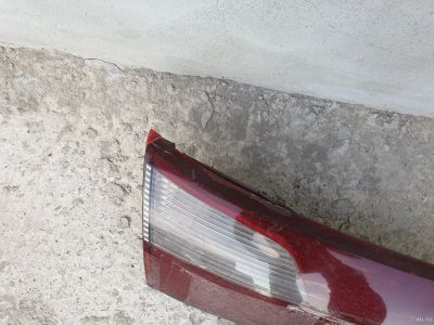 Лот: 13757576. Фото: 1. Вставка в заднюю дверь Subaru... Кузов