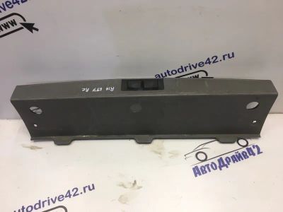 Лот: 21716742. Фото: 1. накладка замка багажника Kia Rio... Кузов