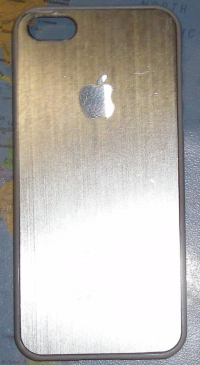 Лот: 6578804. Фото: 1. Чехол для IPhone 5 серебряный. Чехлы, бамперы