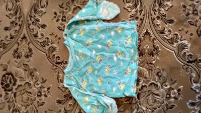 Лот: 12531491. Фото: 1. распашонка с котятами. Ползунки, распашонки, слипы