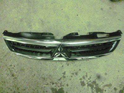 Лот: 10670035. Фото: 1. Решетка радиатора Mitsubishi Colt... Кузов