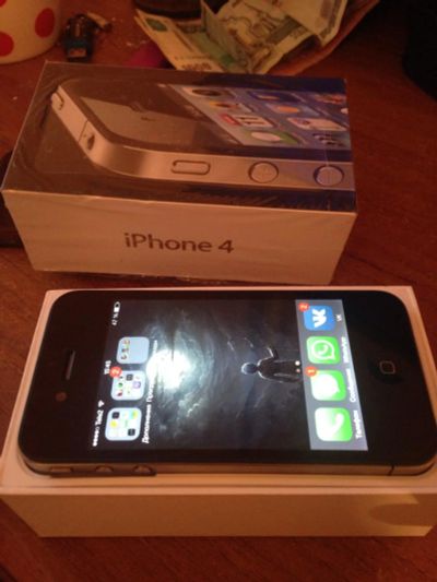 Лот: 6687536. Фото: 1. iPhone 4 с коробкой 16гб. Смартфоны
