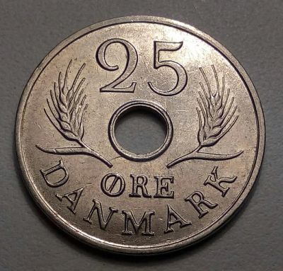 Лот: 6700984. Фото: 1. Интересное в монетах. Лот № 104. Европа