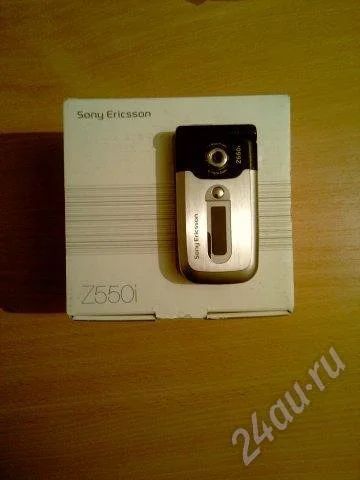 Лот: 438157. Фото: 1. Sony Ericsson Z550i. Кнопочные мобильные телефоны