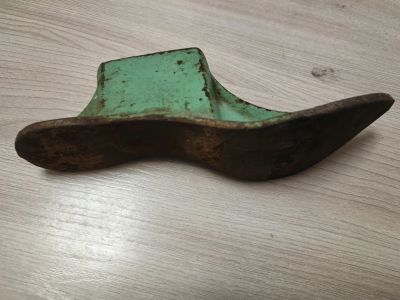Лот: 25527975. Фото: 1. Лапа сапожная колодка чугунная. Другое (коллекционирование, моделизм)