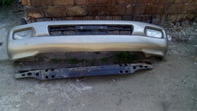 Лот: 4306402. Фото: 1. Бампер для Land Crusier 100. Кузов