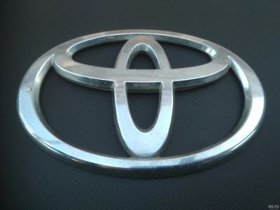 Лот: 13630641. Фото: 1. Шильдик, эмблема, знак Toyota. Детали тюнинга