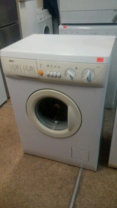 Лот: 4884610. Фото: 1. Стиральная машина Zanussi F805... Стиральные машины