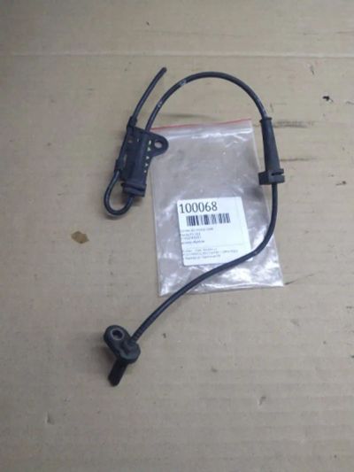 Лот: 21396617. Фото: 1. датчик abs Honda Fit GE6. Двигатель и элементы двигателя