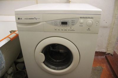 Лот: 4588129. Фото: 1. Стиральная машинка LG WD-1050FB... Стиральные машины