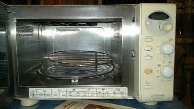 Лот: 6750069. Фото: 1. Микроволновая печь Moulinex Y56... Микроволновки, мини-печи