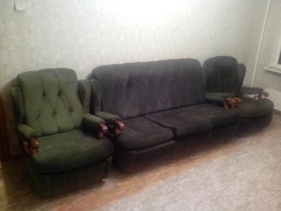 Лот: 4394174. Фото: 1. Мягкая мебель (диван +2 кресла... Кресла, пуфы