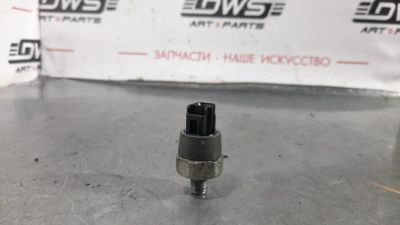 Лот: 16616867. Фото: 1. Датчик давления масла Toyota Corolla... Двигатель и элементы двигателя