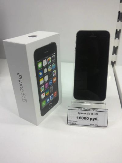 Лот: 8555120. Фото: 1. Смартфон Apple Iphone 5S 16 GB... Смартфоны