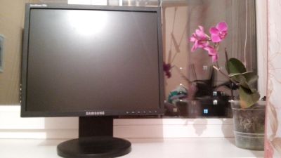 Лот: 12094731. Фото: 1. Монитор Samsung SyncMaster 740N. ЖК-мониторы