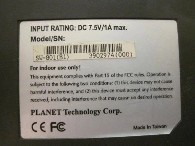 Лот: 166491. Фото: 1. Switch Planet SW-801 7,5V. Маршрутизаторы (роутеры)