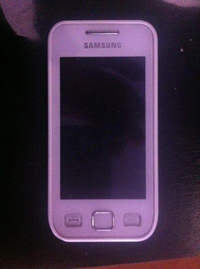 Лот: 4143527. Фото: 1. samsung s5250 в хорошем состоянии. Смартфоны