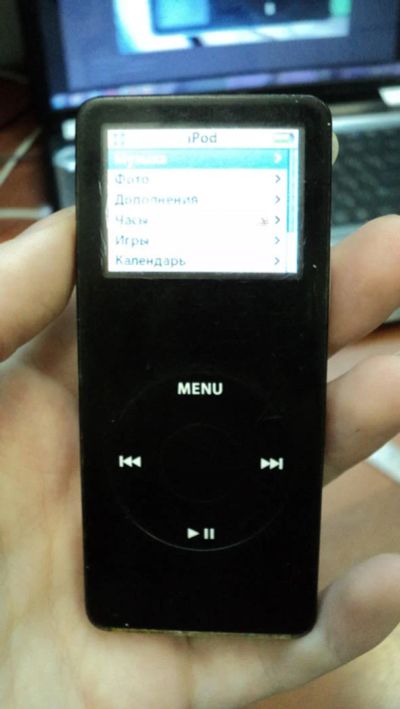 Лот: 4138925. Фото: 1. Ipod nano 2GB + наушники. Плееры
