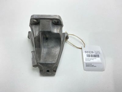 Лот: 24774938. Фото: 1. Кронштейн опоры двигателя Audi... Двигатель и элементы двигателя