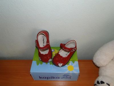 Лот: 3607289. Фото: 1. Туфли Капика, новые, лаковые... Туфли
