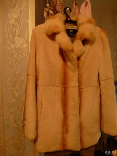 Лот: 8309306. Фото: 1. шуба лисы. Верхняя одежда