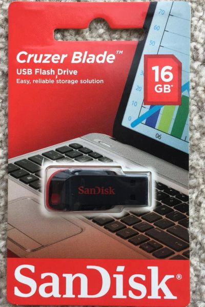 Лот: 10370647. Фото: 1. USB 2.0 Flash SanDisk Cruzer Blade... USB-флеш карты
