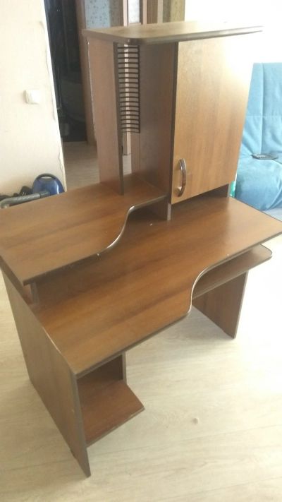 Лот: 12774443. Фото: 1. Компьтерный стол. Компьютерные и письменные столы
