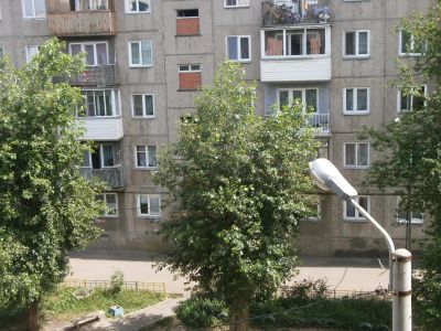 Лот: 4282945. Фото: 1. Продам 2-комн. на Металлургов... Квартиры, студии