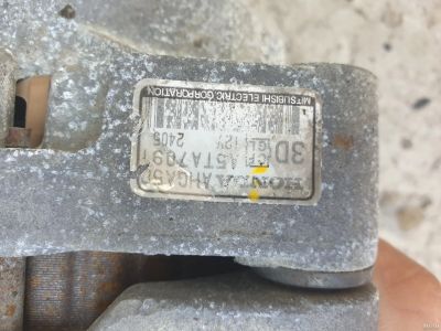 Лот: 13978358. Фото: 1. Генератор honda stream. Двигатель и элементы двигателя