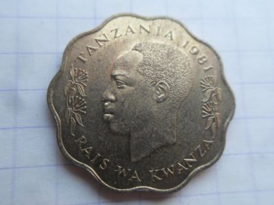 Лот: 21214378. Фото: 1. Танзания 10 центов 1981. Африка