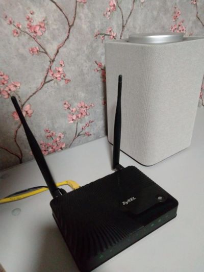 Лот: 15026829. Фото: 1. Wi-Fi роутер ZYXEL Keenetic Giga... Маршрутизаторы (роутеры)