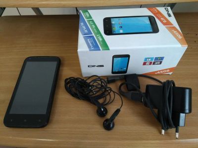 Лот: 10207266. Фото: 1. Смартфон DNS S4506. Смартфоны
