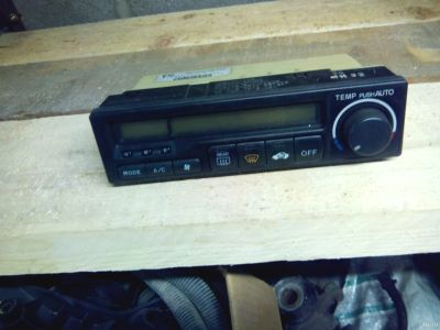 Лот: 16764854. Фото: 1. Блок управления климатом Honda... Электрооборудование