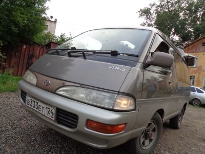 Лот: 4385067. Фото: 1. Продам Toyota Lite Ace. Автомобили